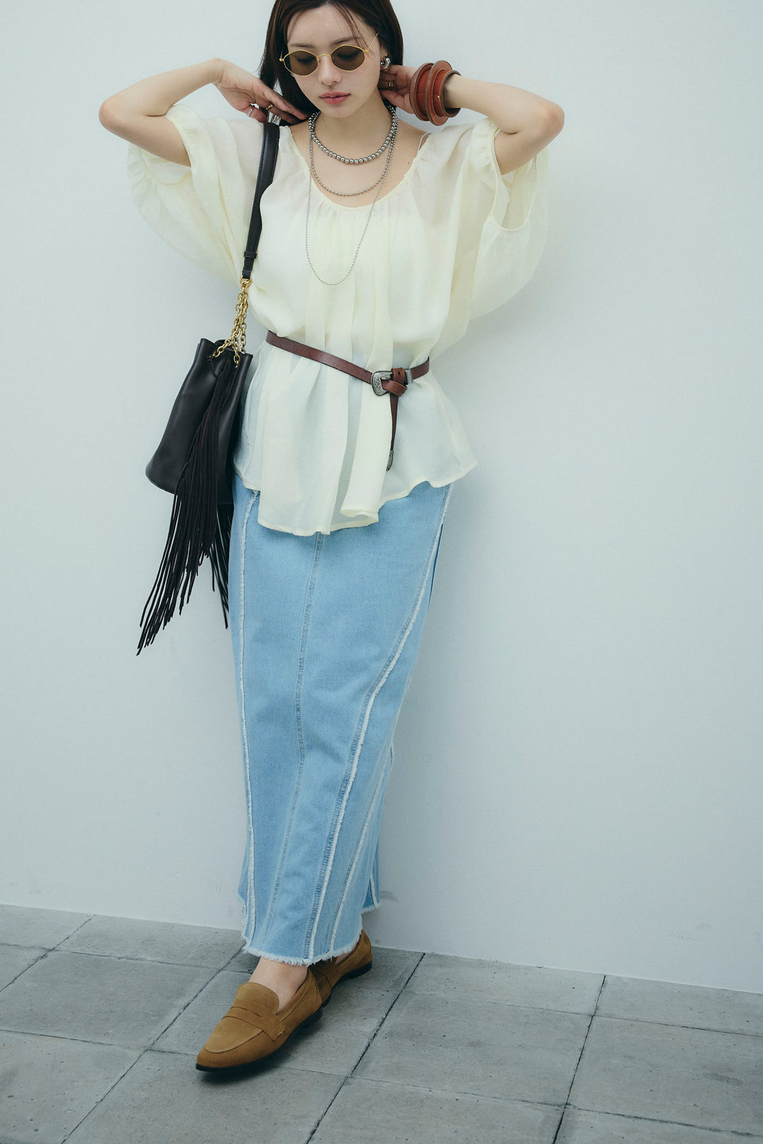 [予約/SET]袖ボリュームシャーリングBL+フリンジウェーブデニムスカート(2set)