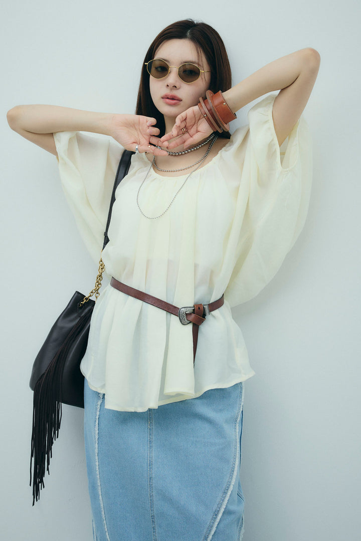 [予約]袖ボリュームシャーリングBL