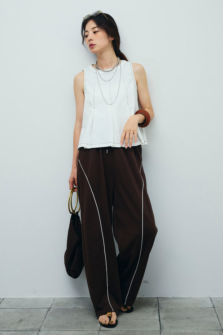 ライン入り立体カーブ裏毛パンツ