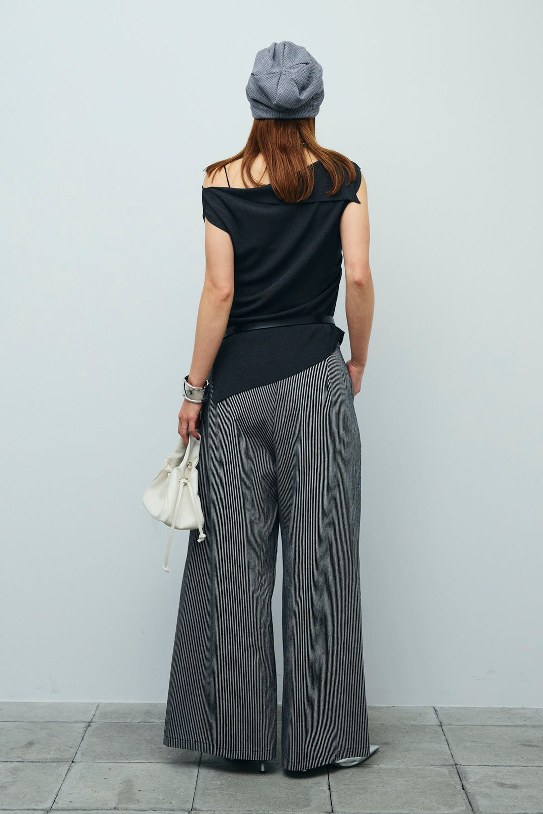 [予約/SET]アシンメトリーオフショルサマーニット+細ストライプワイドパンツ(2set)