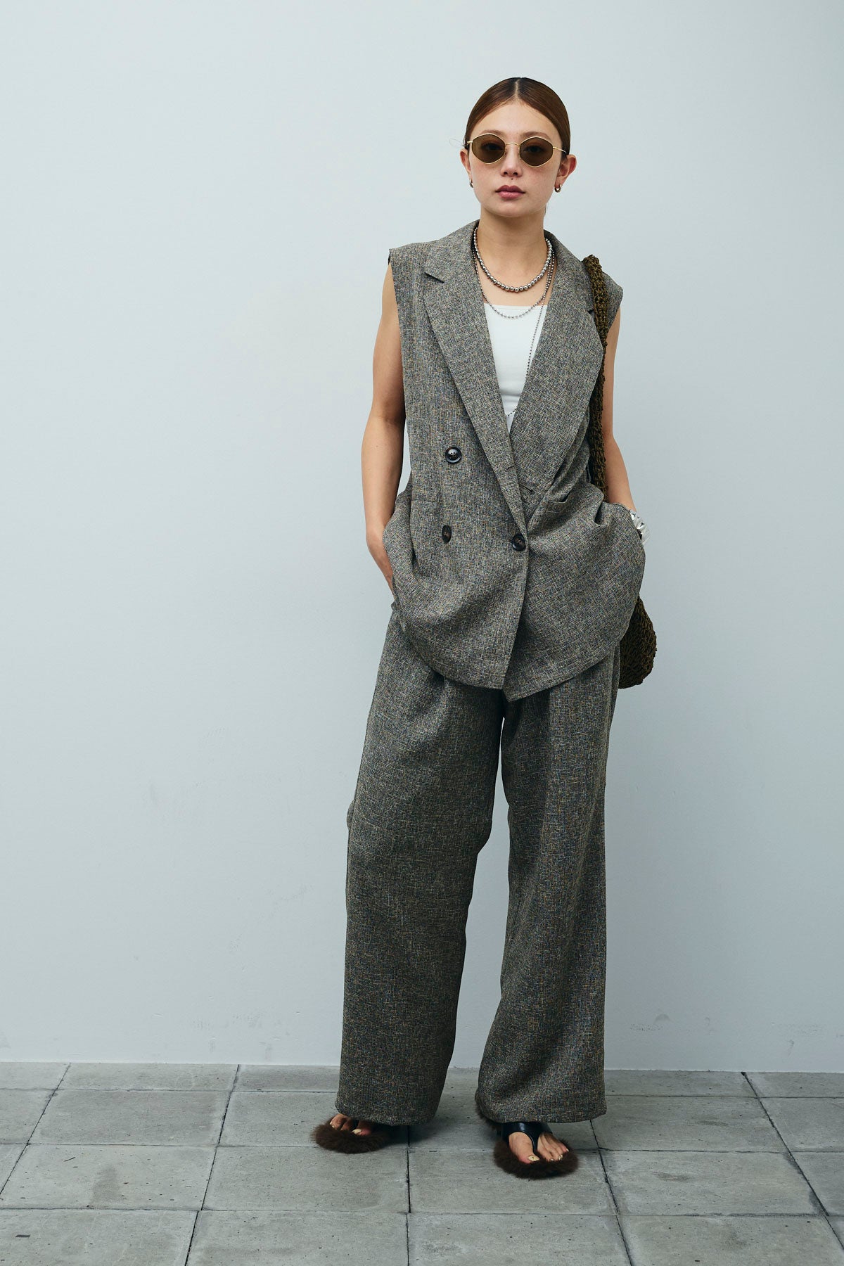 ヨリ　サニーツイードジレ サニーツイードワイドパンツ セットアップ　アイボリー ヨリ サニーツイードジレ サニーツイードワイドパンツ セットアップ