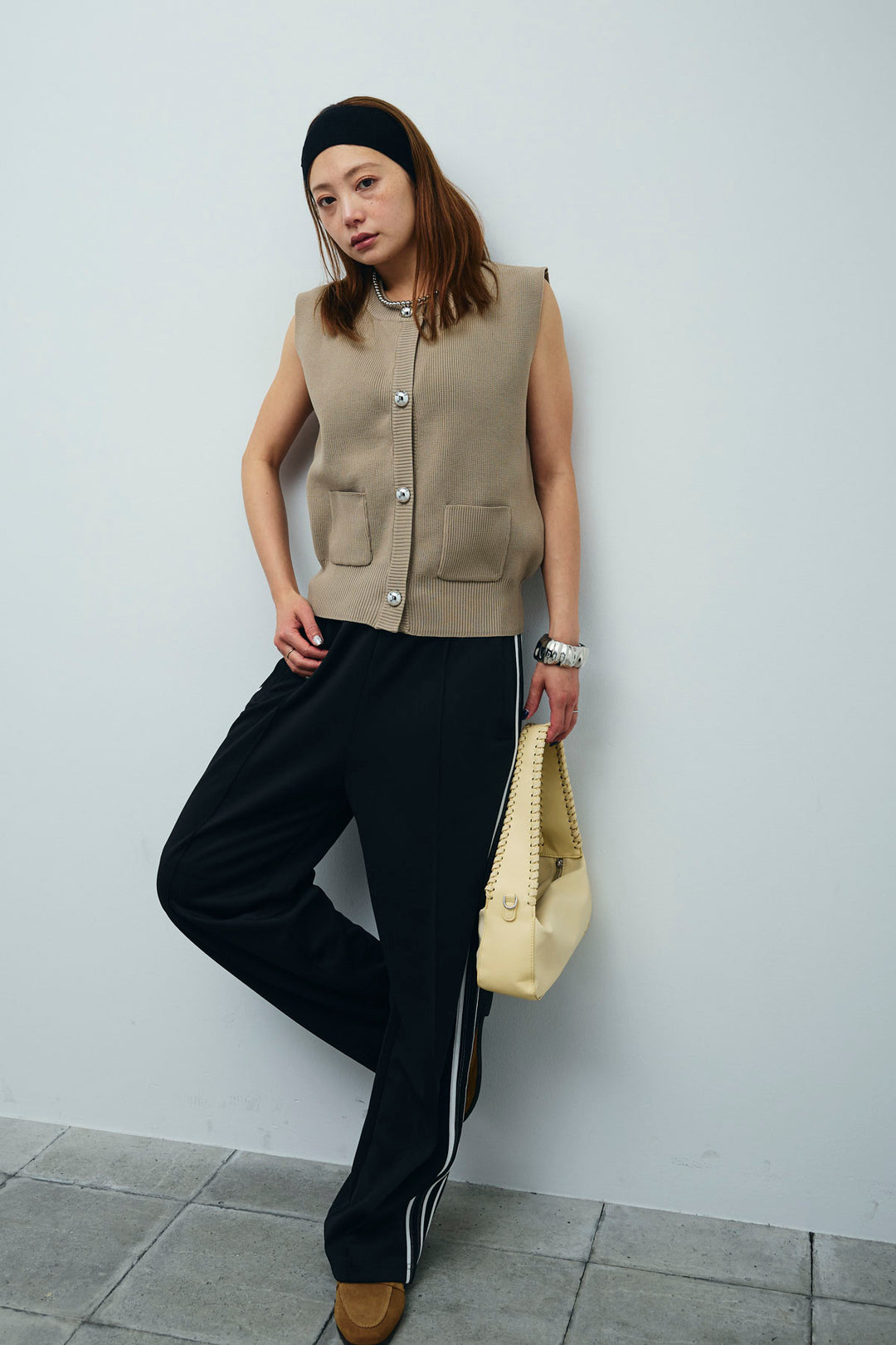 [予約/SET]メタルボタンニットベスト+サイドライントラックPT(2set)