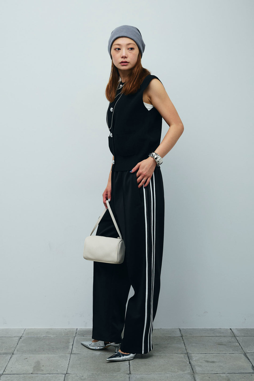 [予約/SET]メタルボタンニットベスト+サイドライントラックPT(2set)