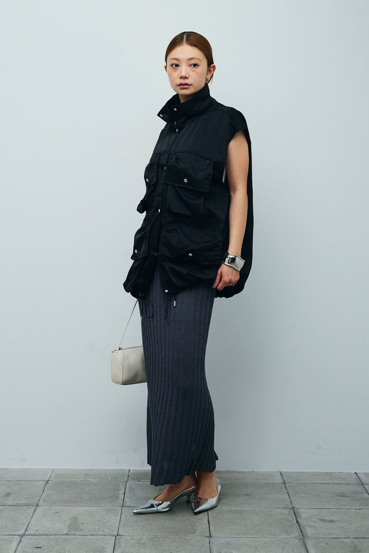 [予約/SET]スタンドネックサテンベスト+ストライプ編みニットスカート(2set)