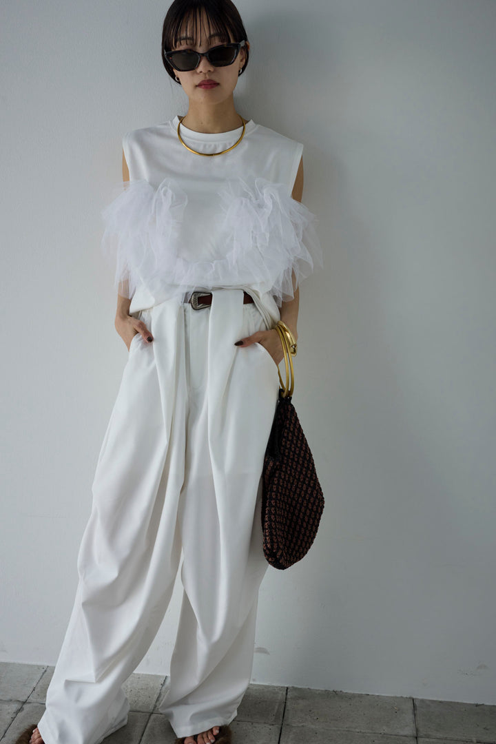 デザインタックパンツ