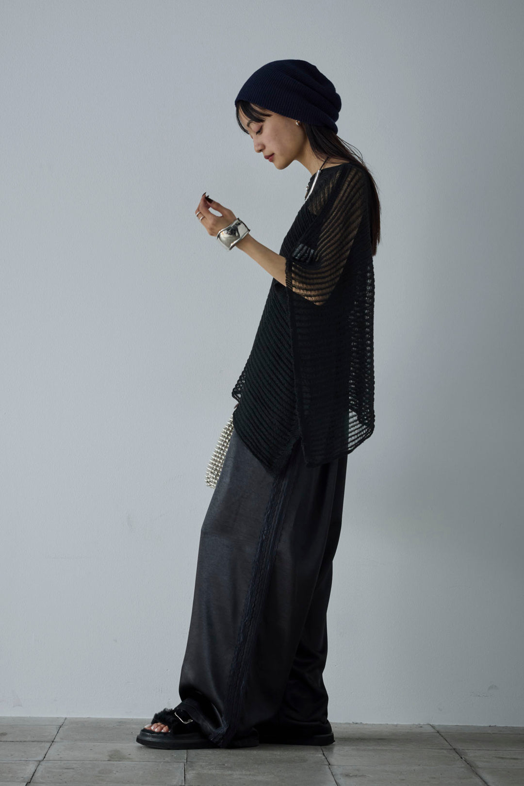 [予約/SET]サマーニットアシンメトリーポンチョ+ウェーブパイピングショートキャミ+サテンレースラインパンツ(3set)