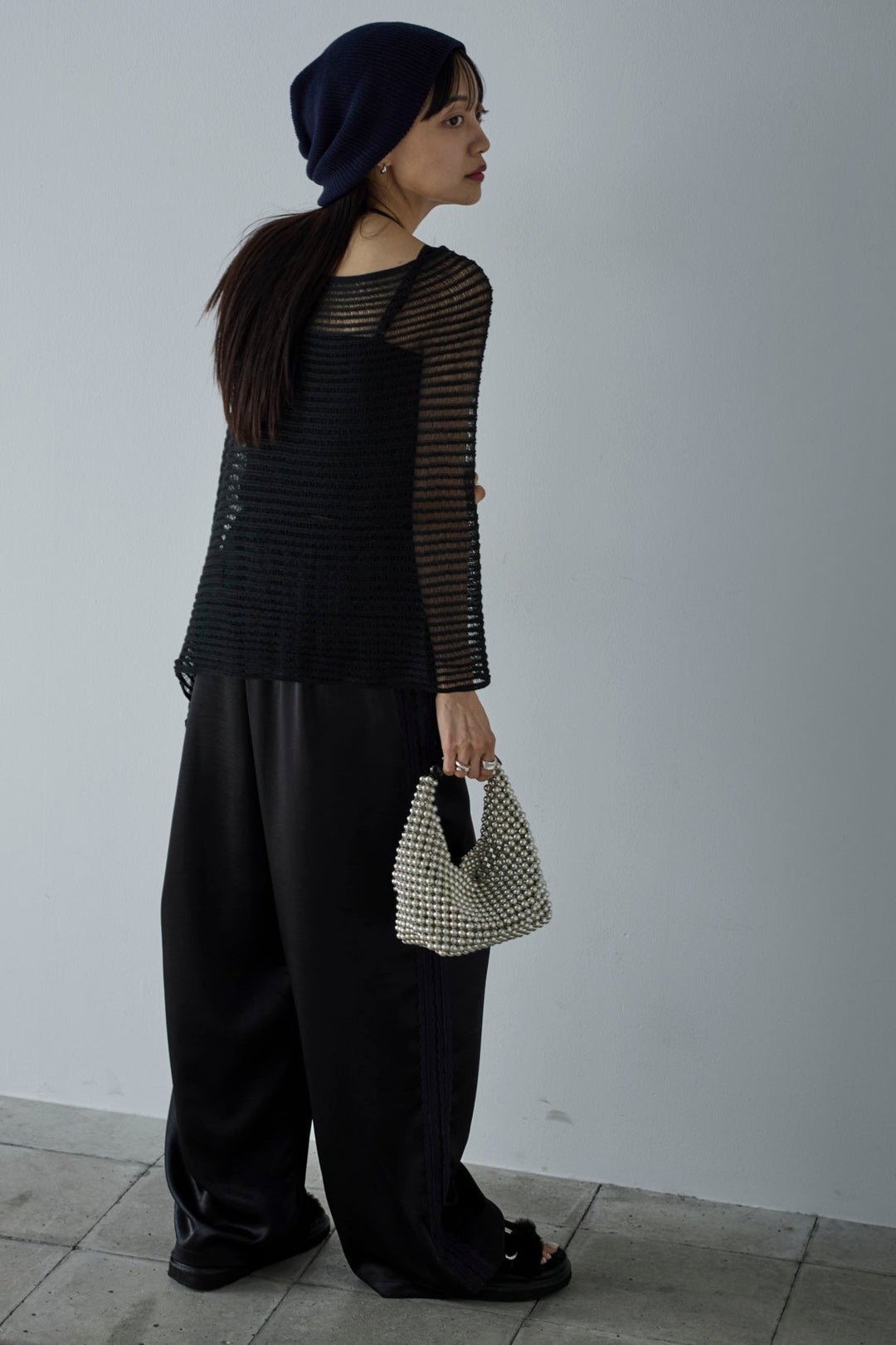 [予約/SET]サマーニットアシンメトリーポンチョ+ウェーブパイピングショートキャミ+サテンレースラインパンツ(3set)