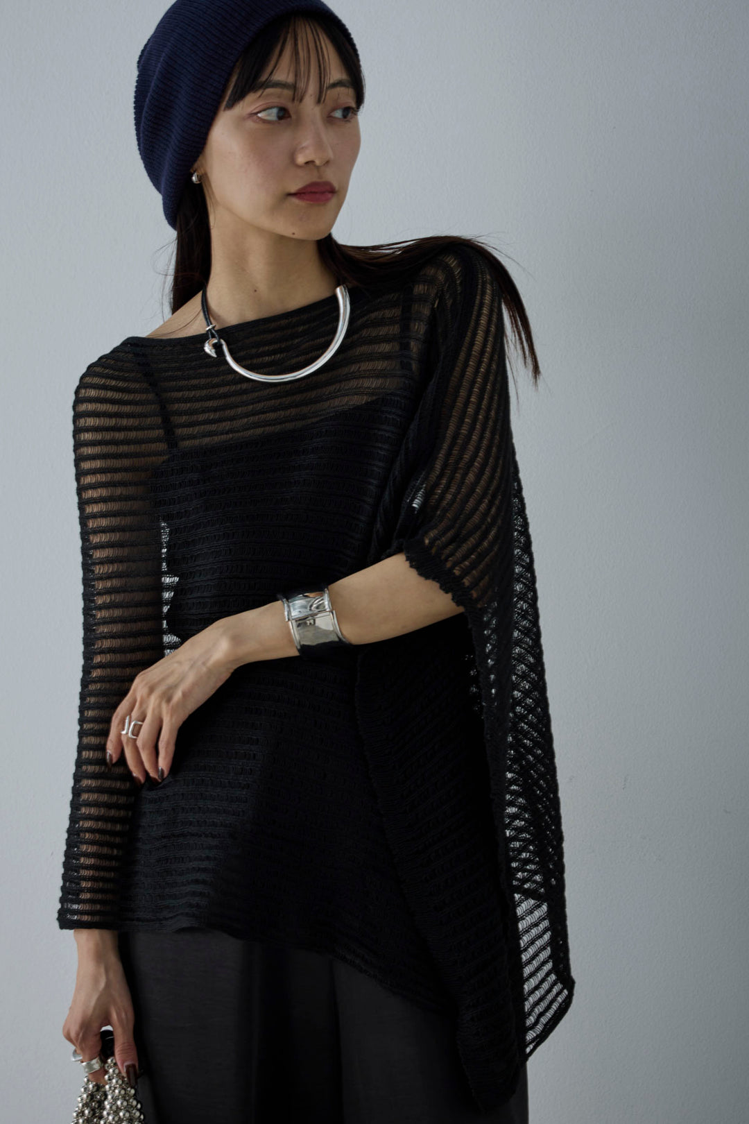 [予約/SET]サマーニットアシンメトリーポンチョ+ウェーブパイピングショートキャミ+サテンレースラインパンツ(3set)