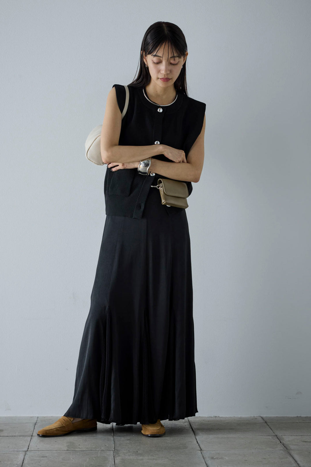 [予約/SET]メタルボタンニットベスト+プリーツシアー切り替えスカート(2set)