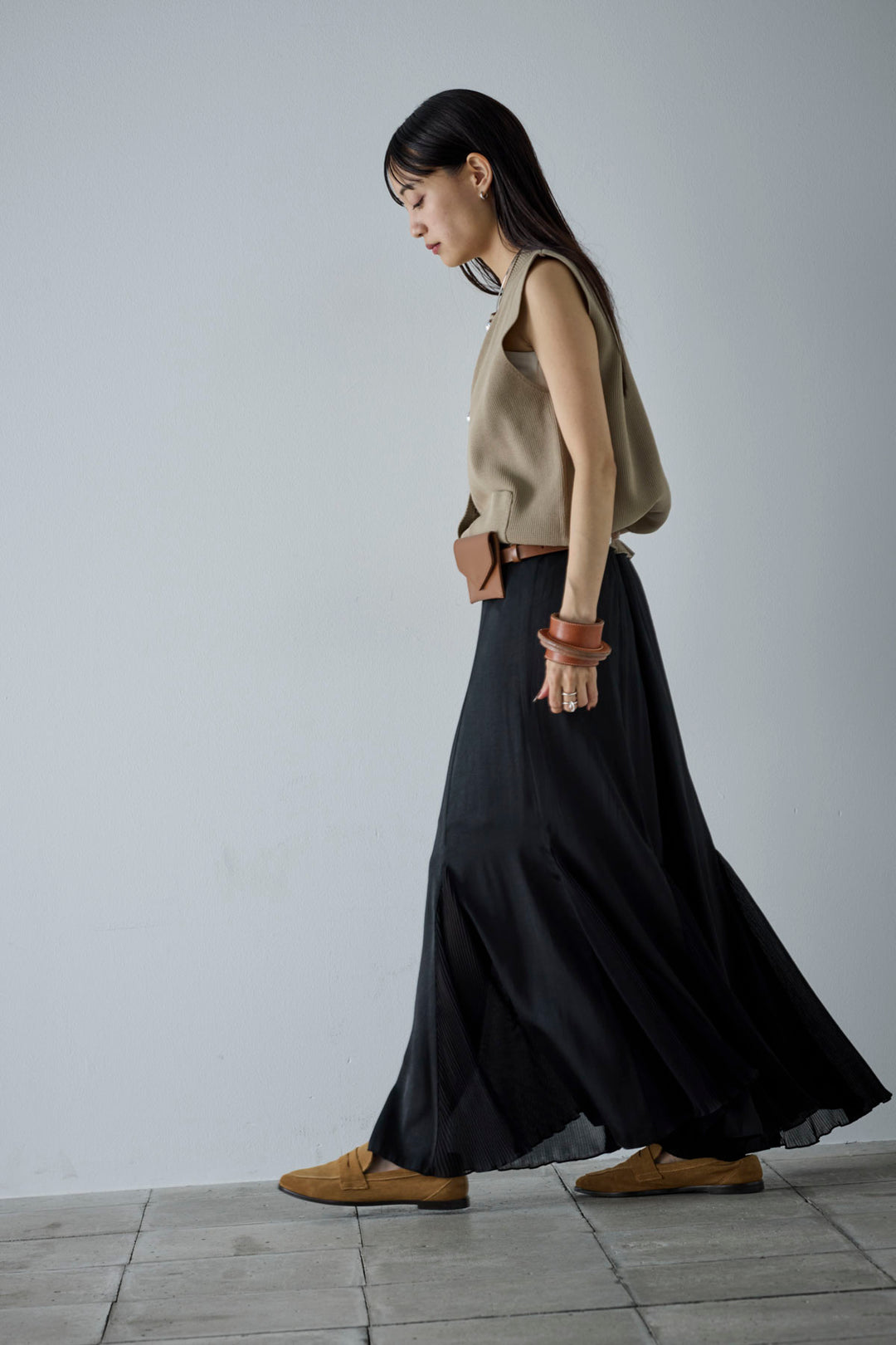 [予約/SET]メタルボタンニットベスト+プリーツシアー切り替えスカート(2set)