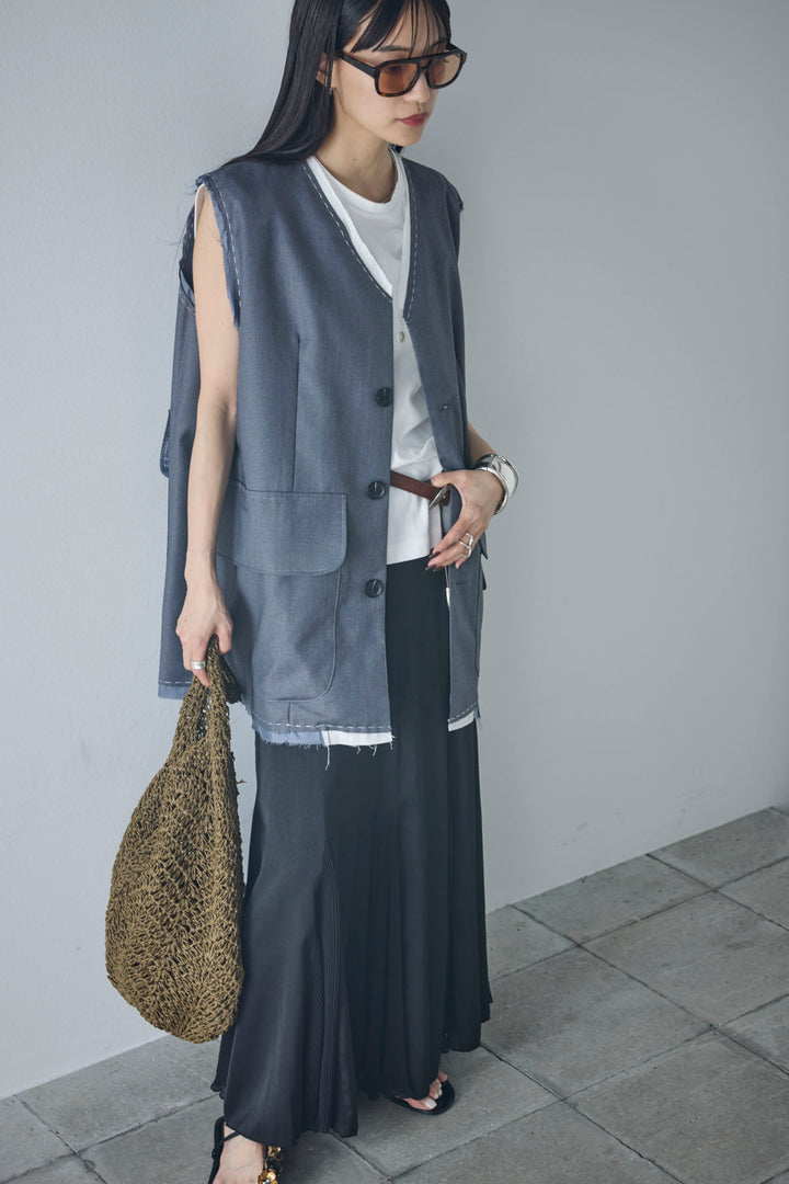 [予約/SET]切りっぱなしステッチデザインベスト+コンパクトスムース ミニ箔ロゴプリント+プリーツシアー切り替えスカート(3set)