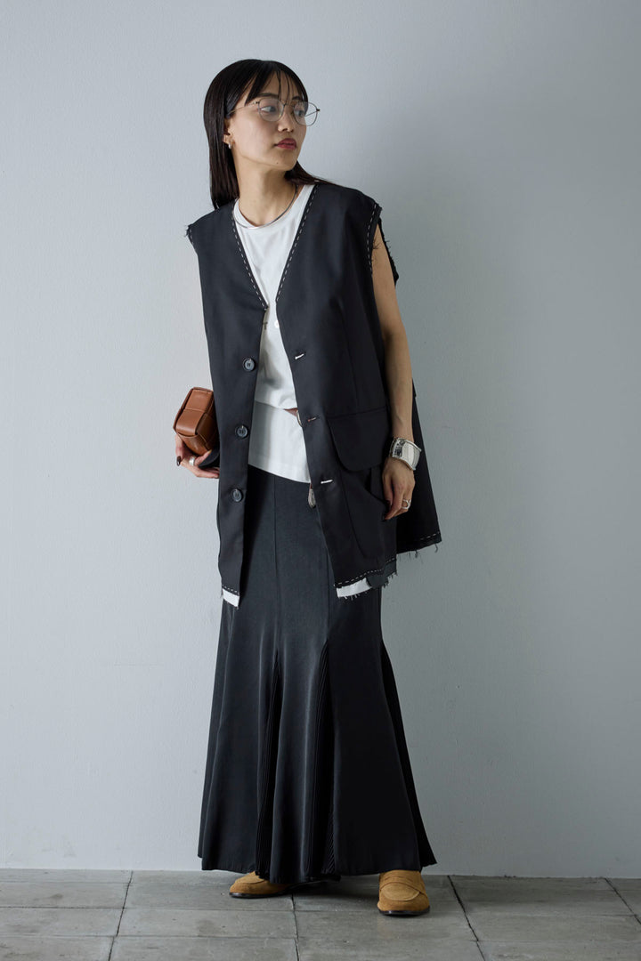 [予約/SET]切りっぱなしステッチデザインベスト+コンパクトスムース ミニ箔ロゴプリント+プリーツシアー切り替えスカート(3set)