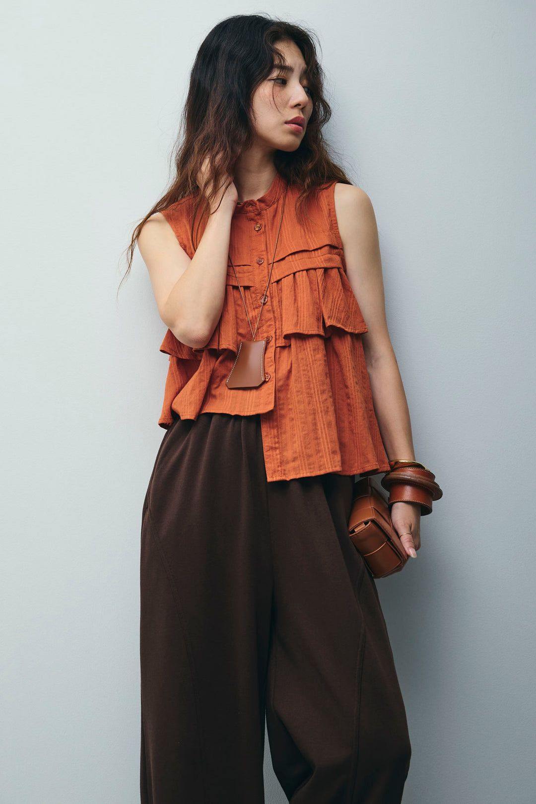 [予約]アシメフリルノースリブラウス