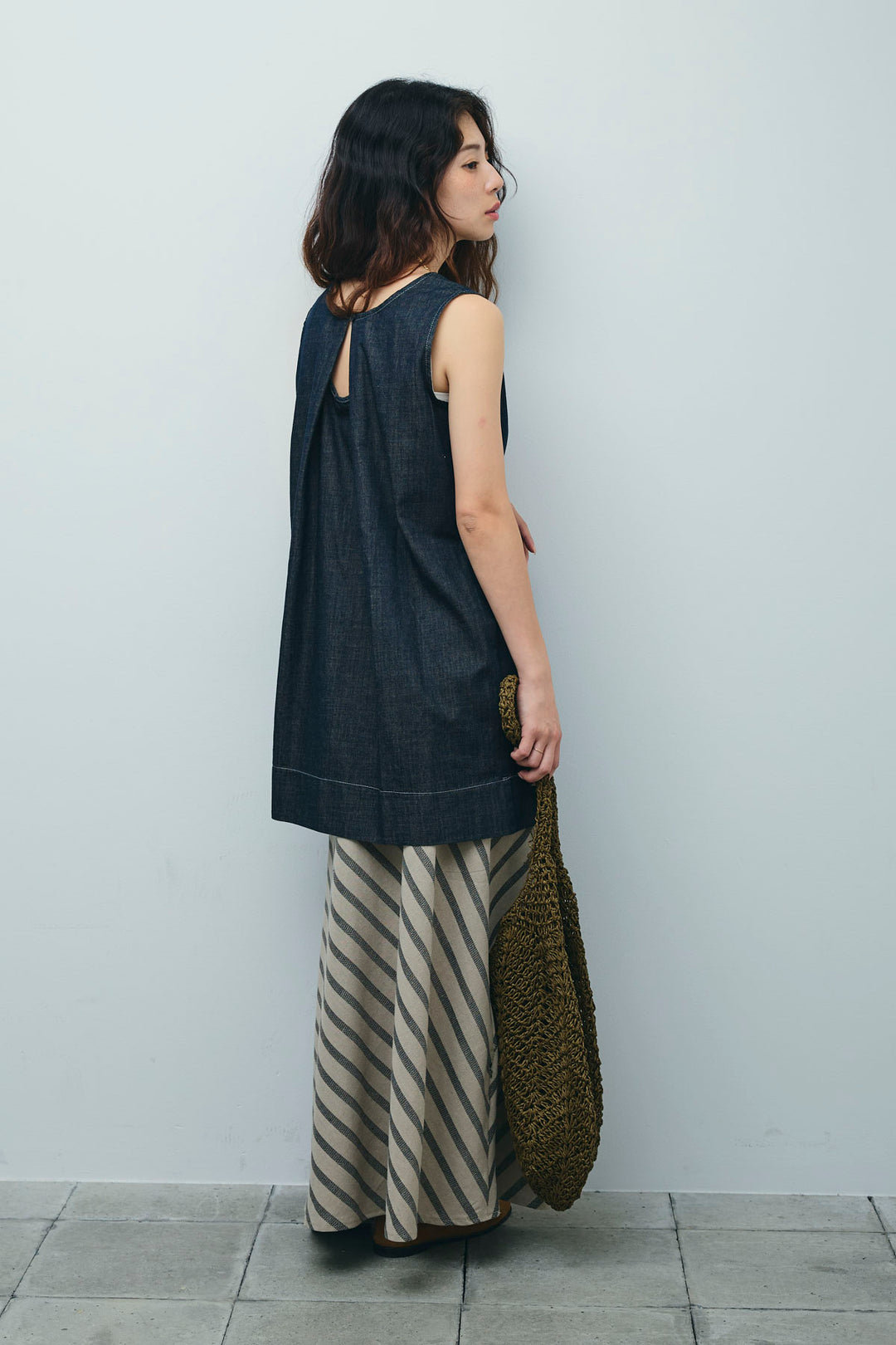 [予約/SET]ベルト付きミドル丈ブラウス+ベルト付き斜めライン柄スカート(2set)