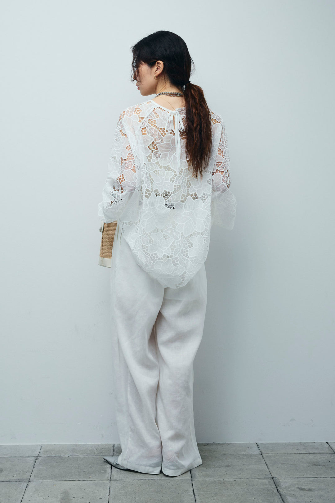 [予約/SET]フラワー刺繍レースフレアブラウス+リネンミックスウエストデザインワイドパンツ(2set)