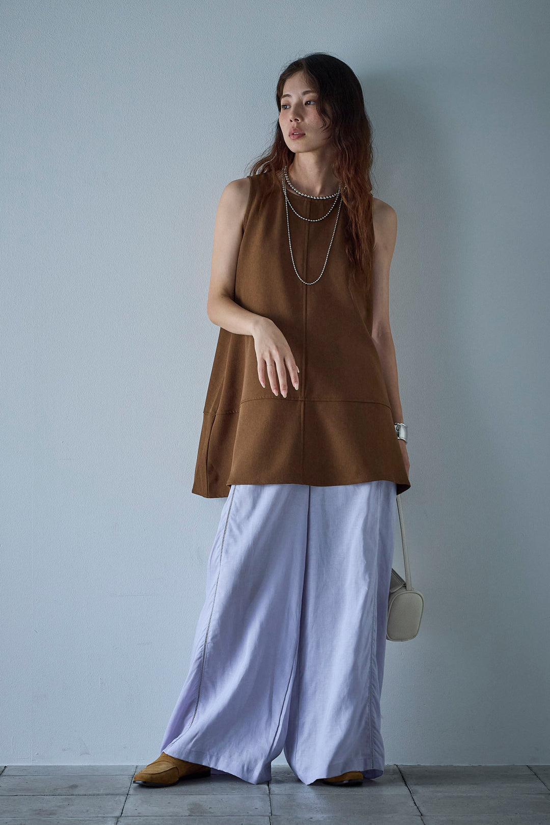[予約]リネン混サイドライン刺繍ワイドパンツ