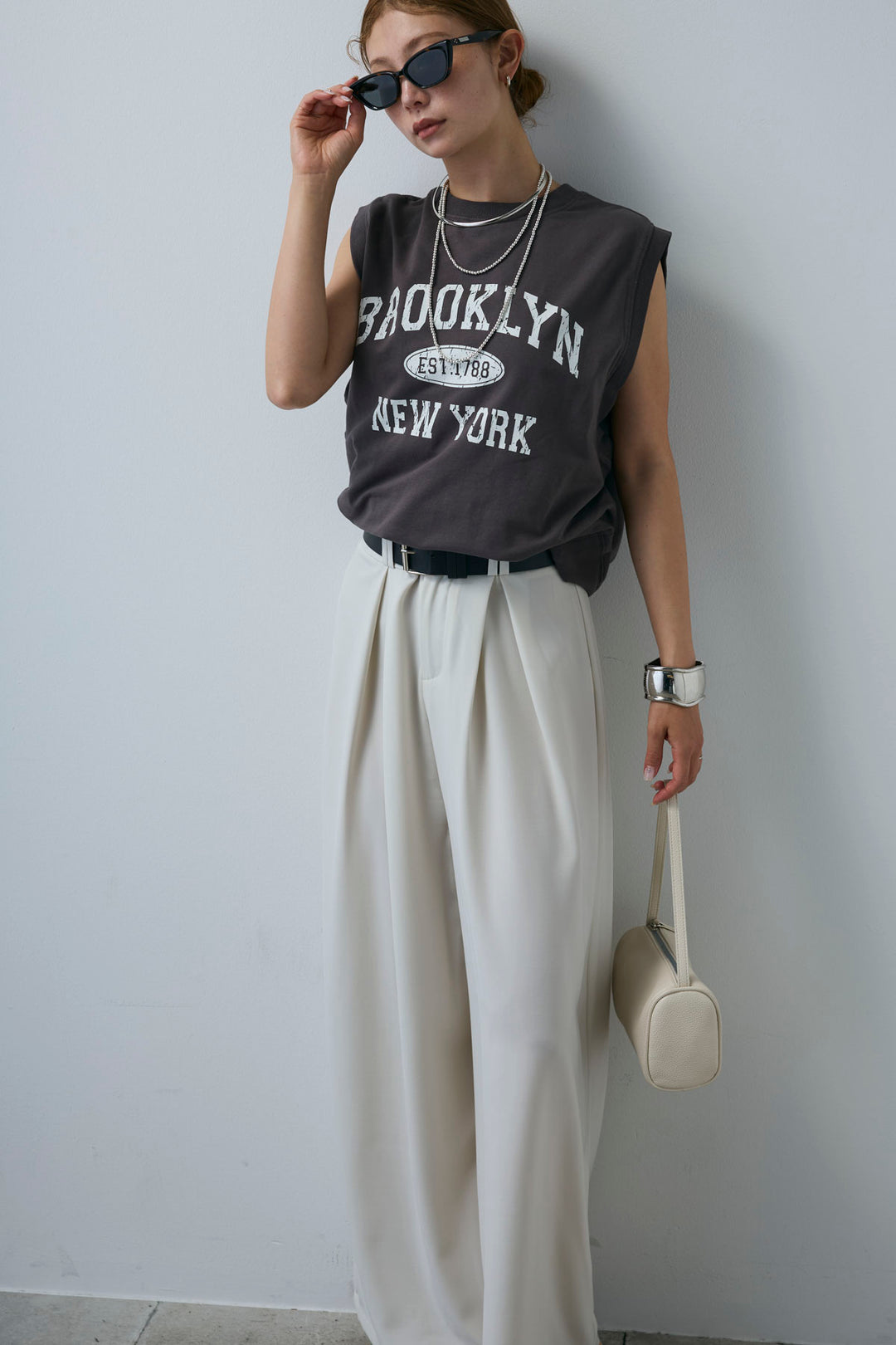 [予約/SET]ピグメントロゴノースリーブスウェット+太ベルト付きワイドパンツ(2set)