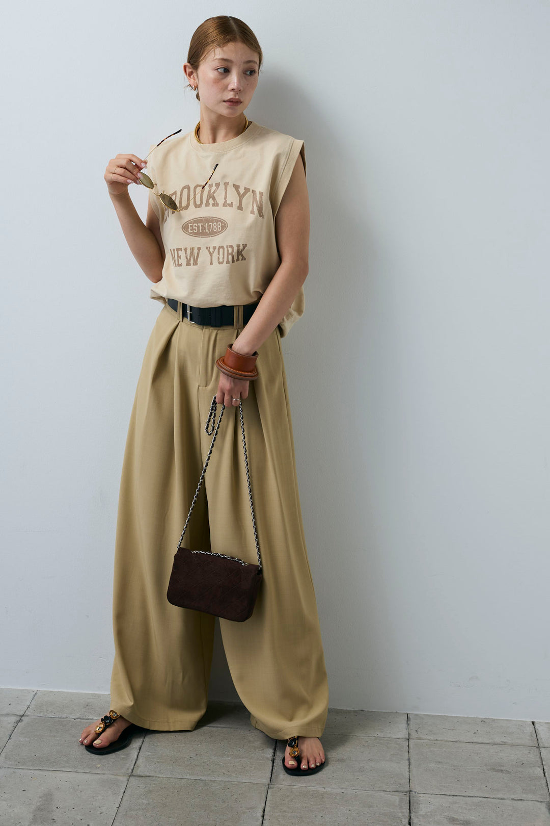 [予約/SET]ピグメントロゴノースリーブスウェット+太ベルト付きワイドパンツ(2set)