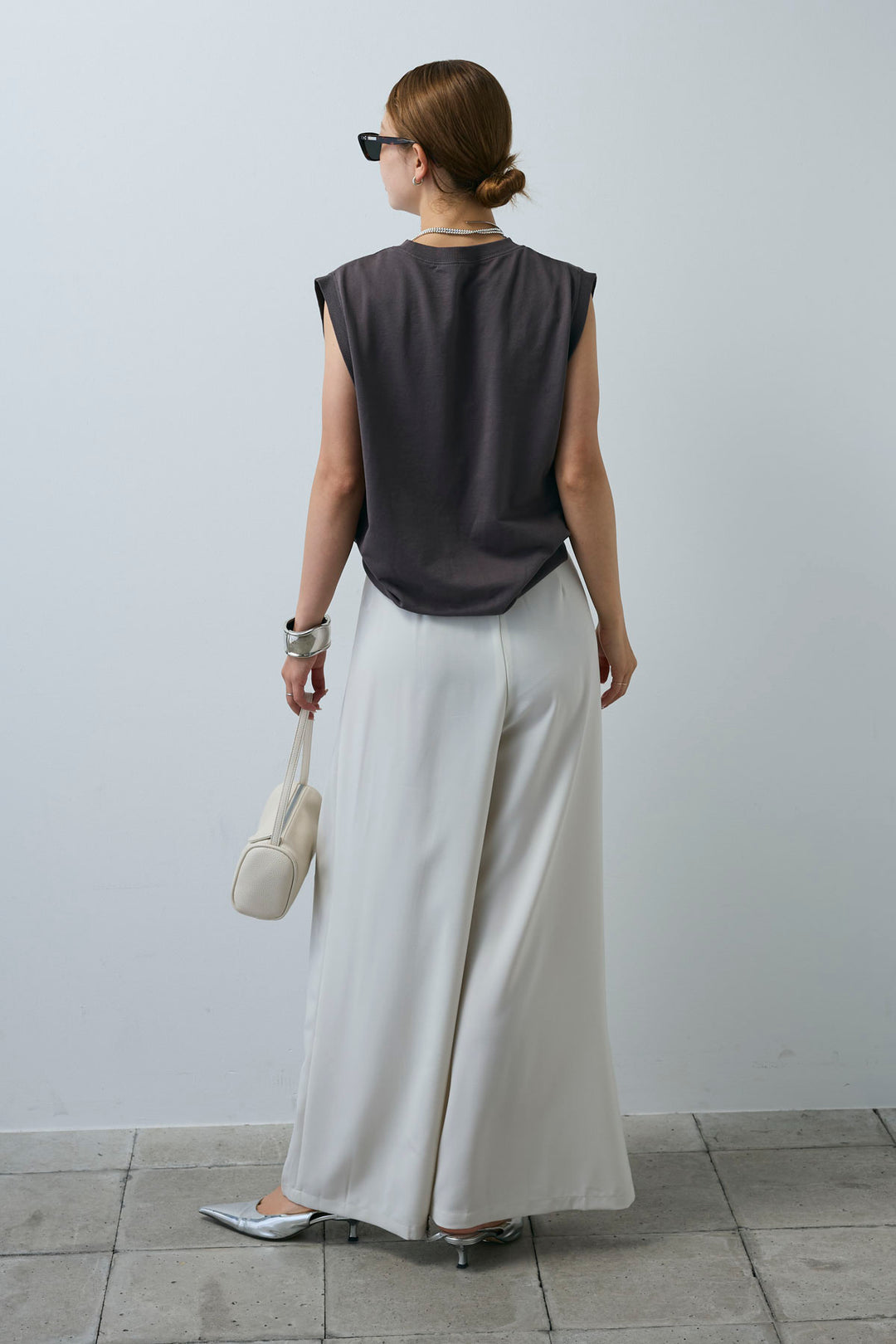 [予約/SET]ピグメントロゴノースリーブスウェット+太ベルト付きワイドパンツ(2set)