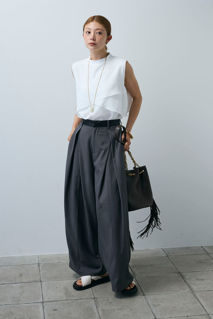 [予約/SET]アシンメトリーフレアーノースリーブブラウス+フェイクレザーベルトセンタータックパンツ(2set)