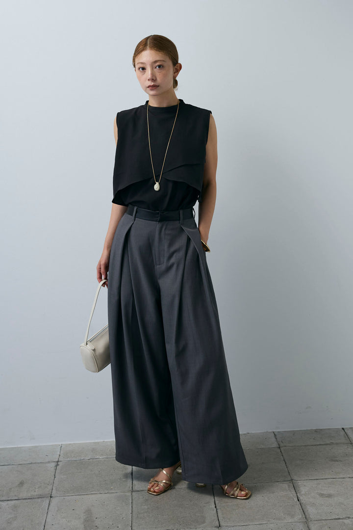 [予約]フェイクレザーベルトセンタータックパンツ