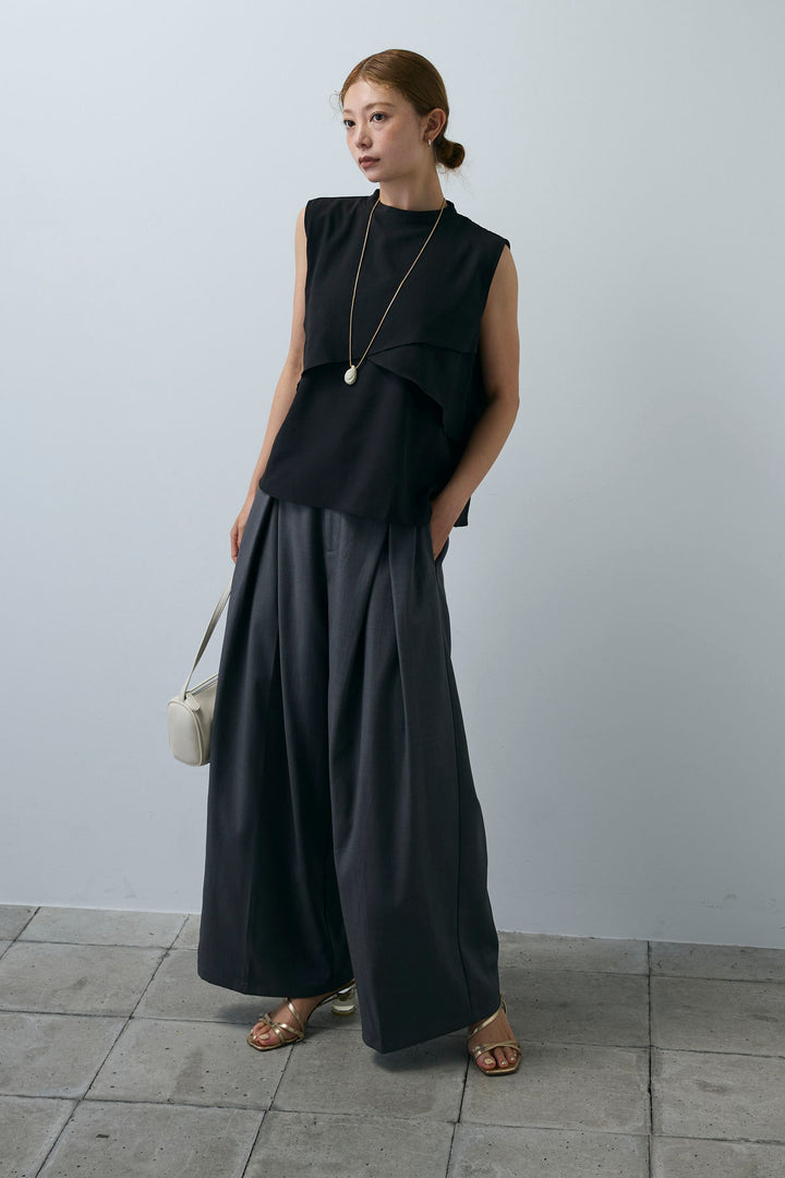 [予約/SET]アシンメトリーフレアーノースリーブブラウス+フェイクレザーベルトセンタータックパンツ(2set)