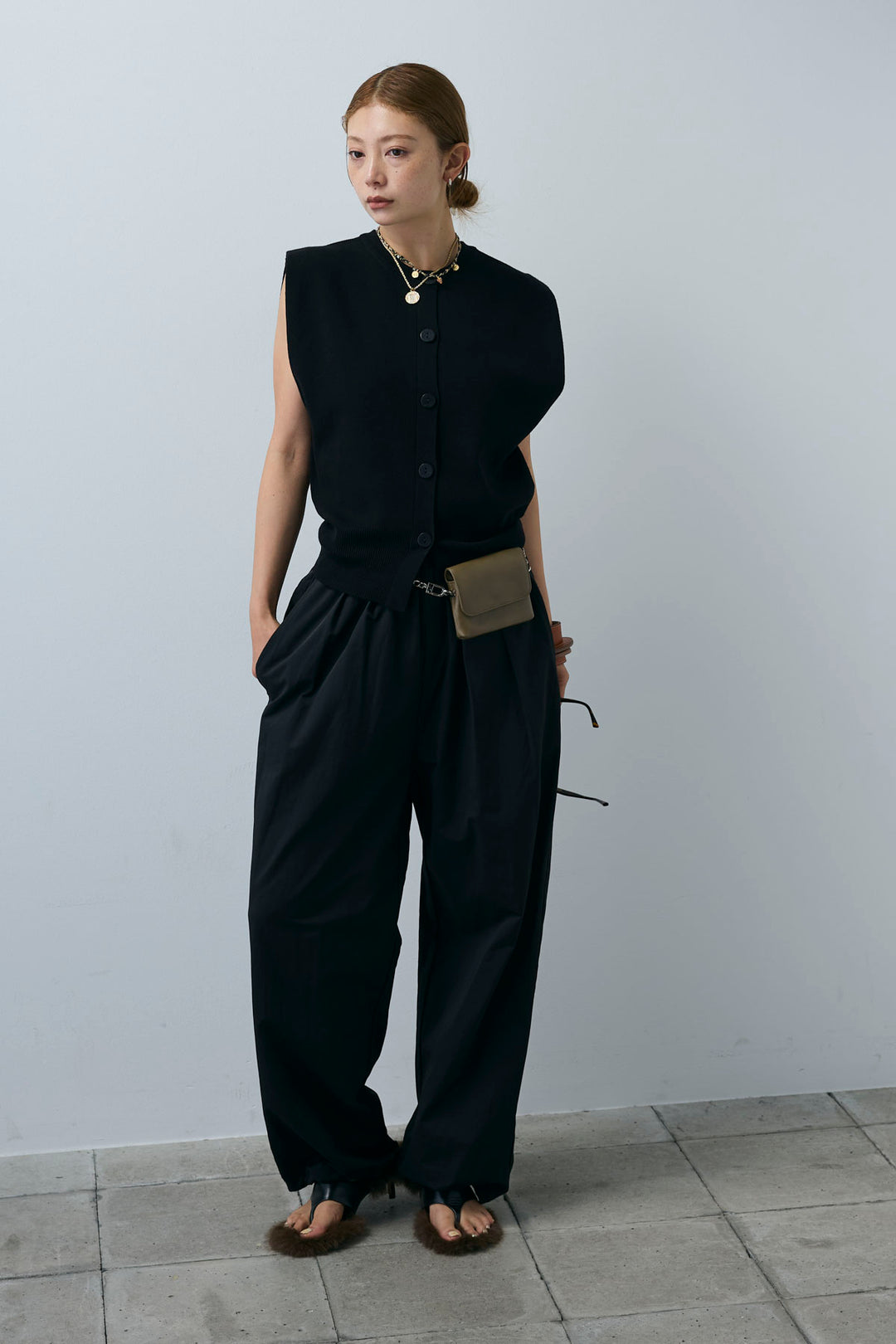 [予約/SET]ボクシーニットベスト+裾ドロストナイロンパンツ(2set)