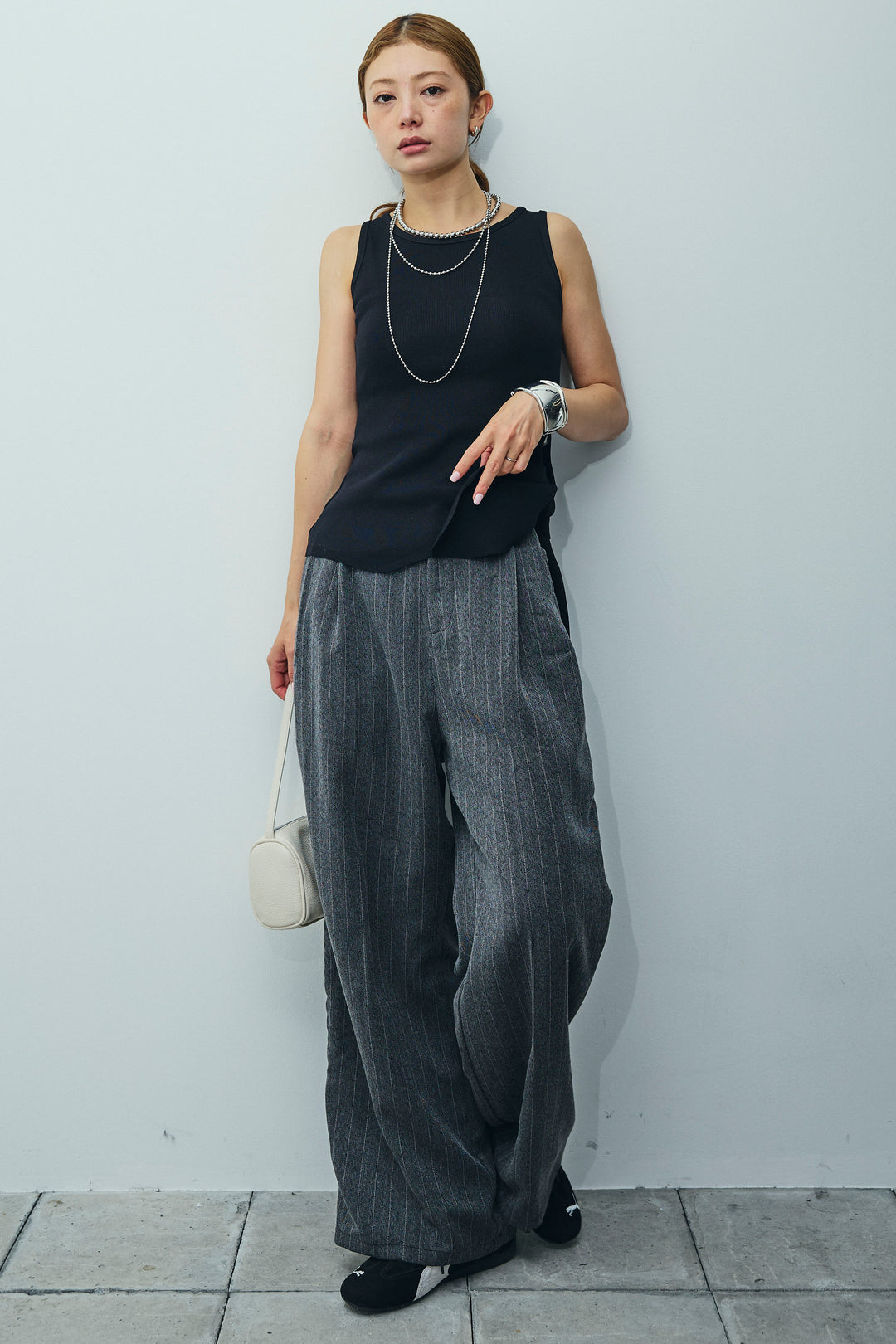 [予約/SET]サイドリボンニットタンク+ピンストライプサイドラインワイドパンツ(2set)