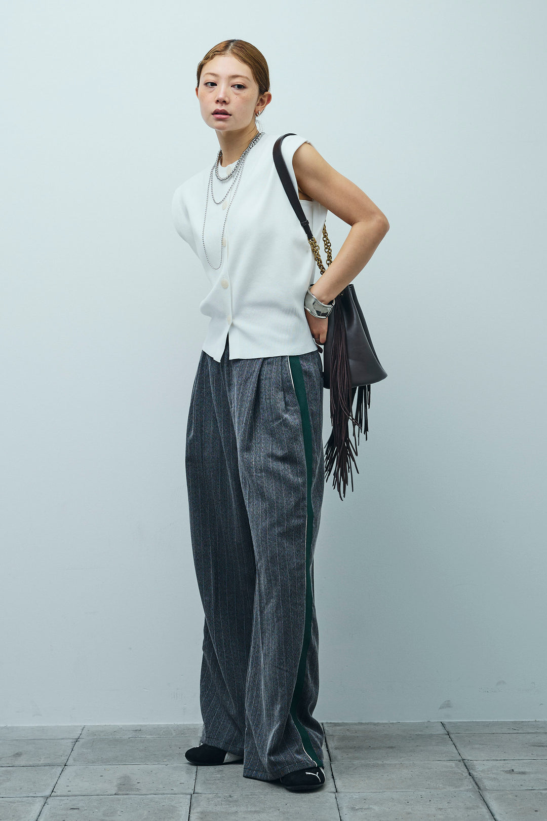 [予約/SET]ボクシーニットベスト+ピンストライプサイドラインワイドパンツ(2set)