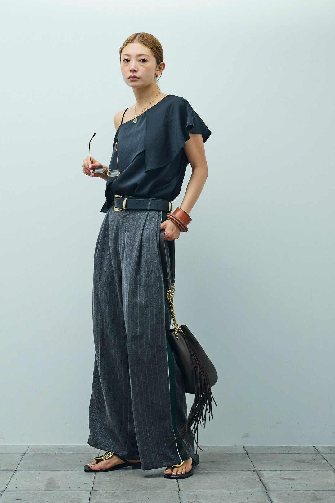 [予約/SET]アシメブラウス+ピンストライプサイドラインワイドパンツ(2set)