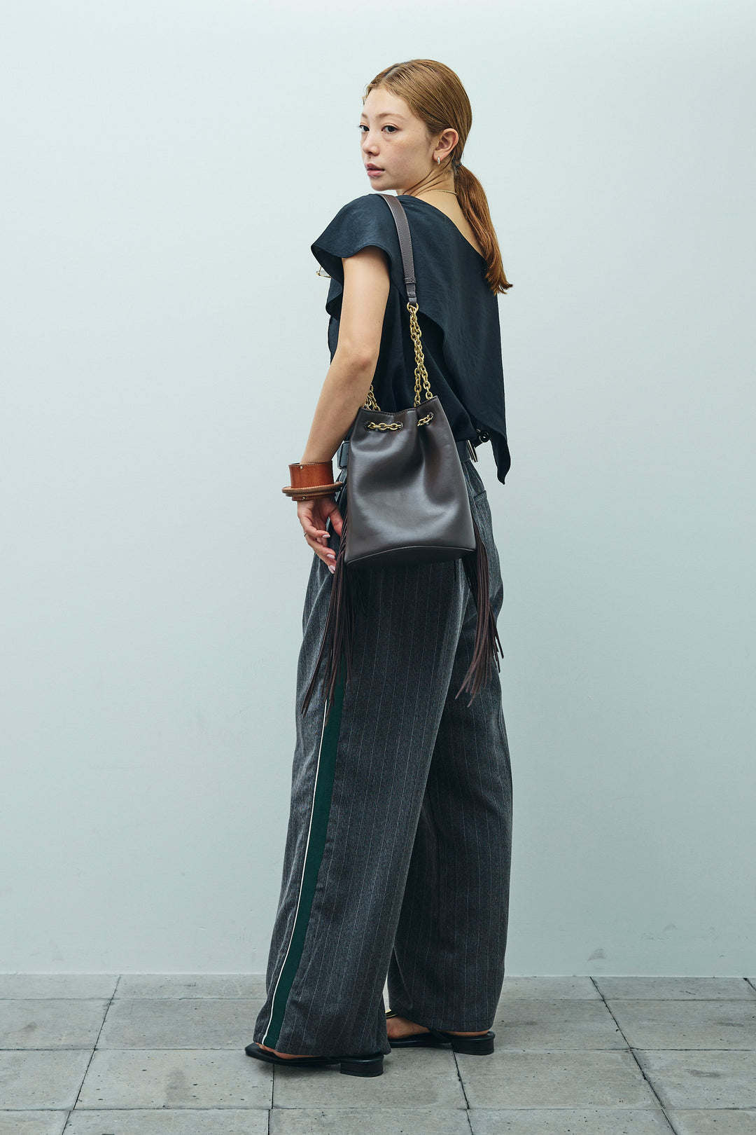 [予約/SET]アシメブラウス+ピンストライプサイドラインワイドパンツ(2set)