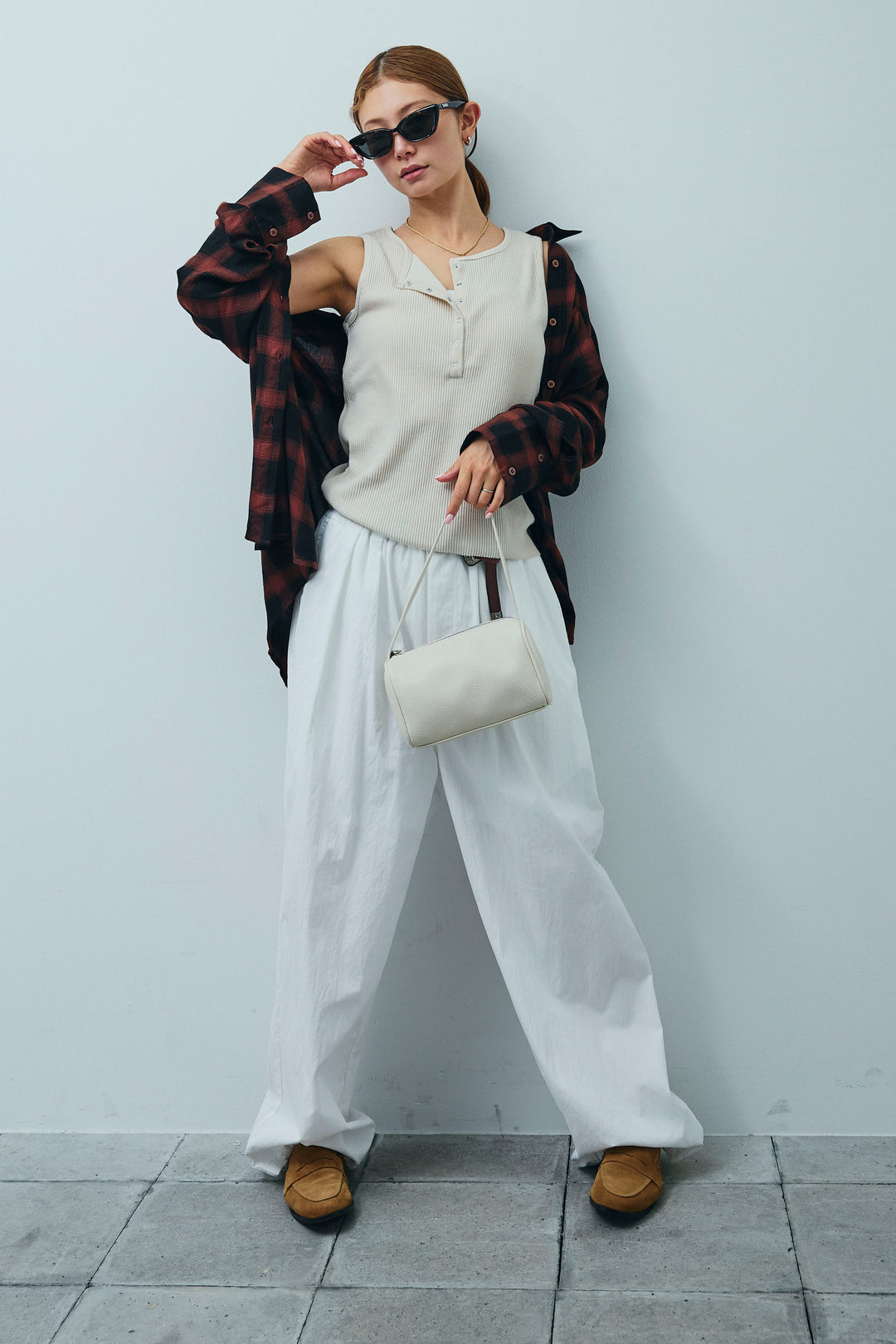 [予約/SET]セルフカットリブヘンリーネックノースリーブトップス+オンブレチェックオーバーとろみシャツ+裾ドロストナイロンパンツ(3set)