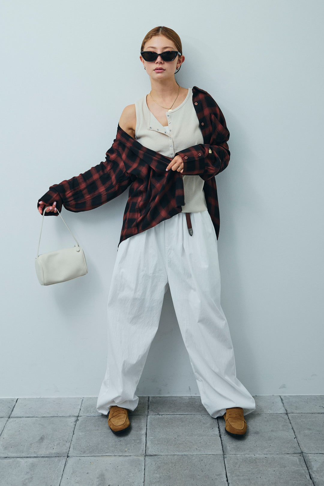 [予約/SET]セルフカットリブヘンリーネックノースリーブトップス+オンブレチェックオーバーとろみシャツ+裾ドロストナイロンパンツ(3set)