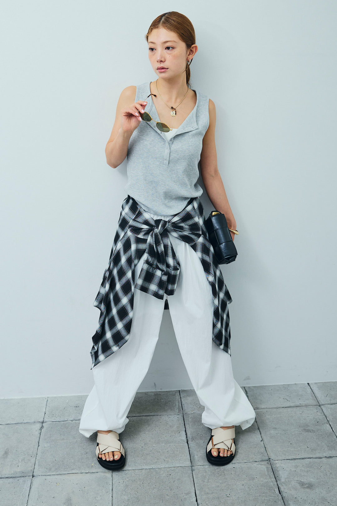 [予約/SET]セルフカットリブヘンリーネックノースリーブトップス+オンブレチェックオーバーとろみシャツ(2set)