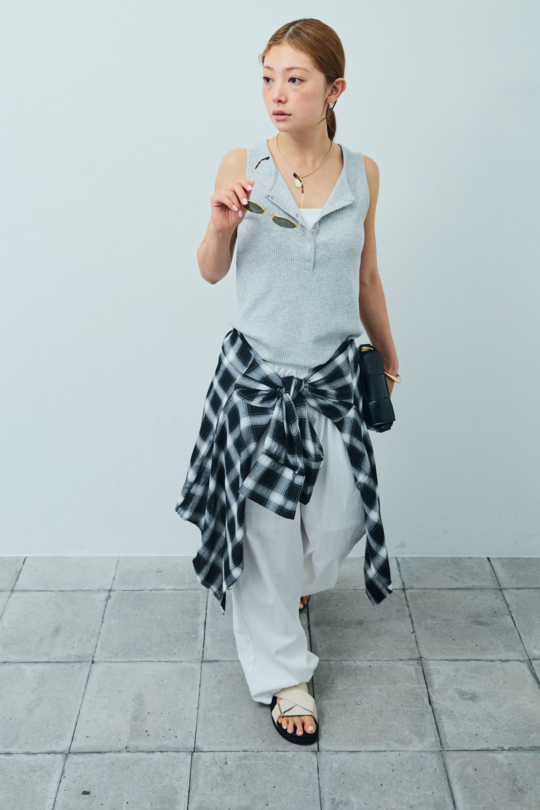 [予約/SET]セルフカットリブヘンリーネックノースリーブトップス+オンブレチェックオーバーとろみシャツ+裾ドロストナイロンパンツ(3set)