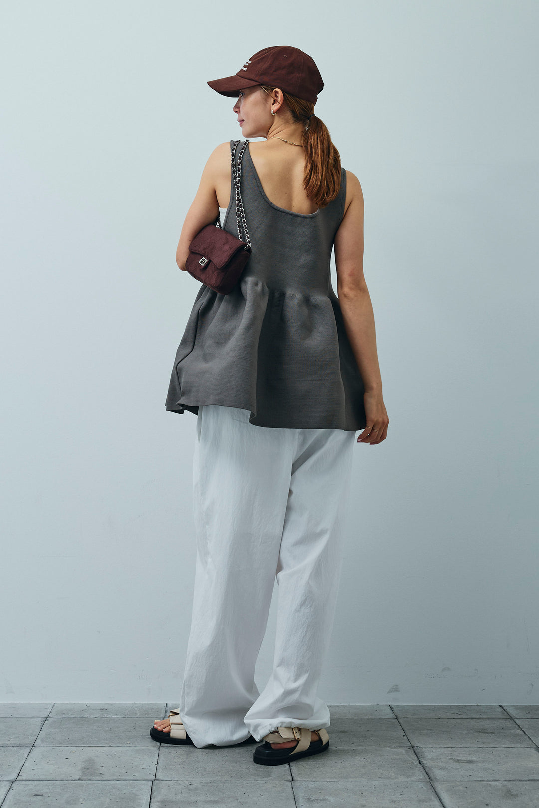 [予約/SET]2wayぺプラムニットトップス+裾ドロストナイロンパンツ(2set)