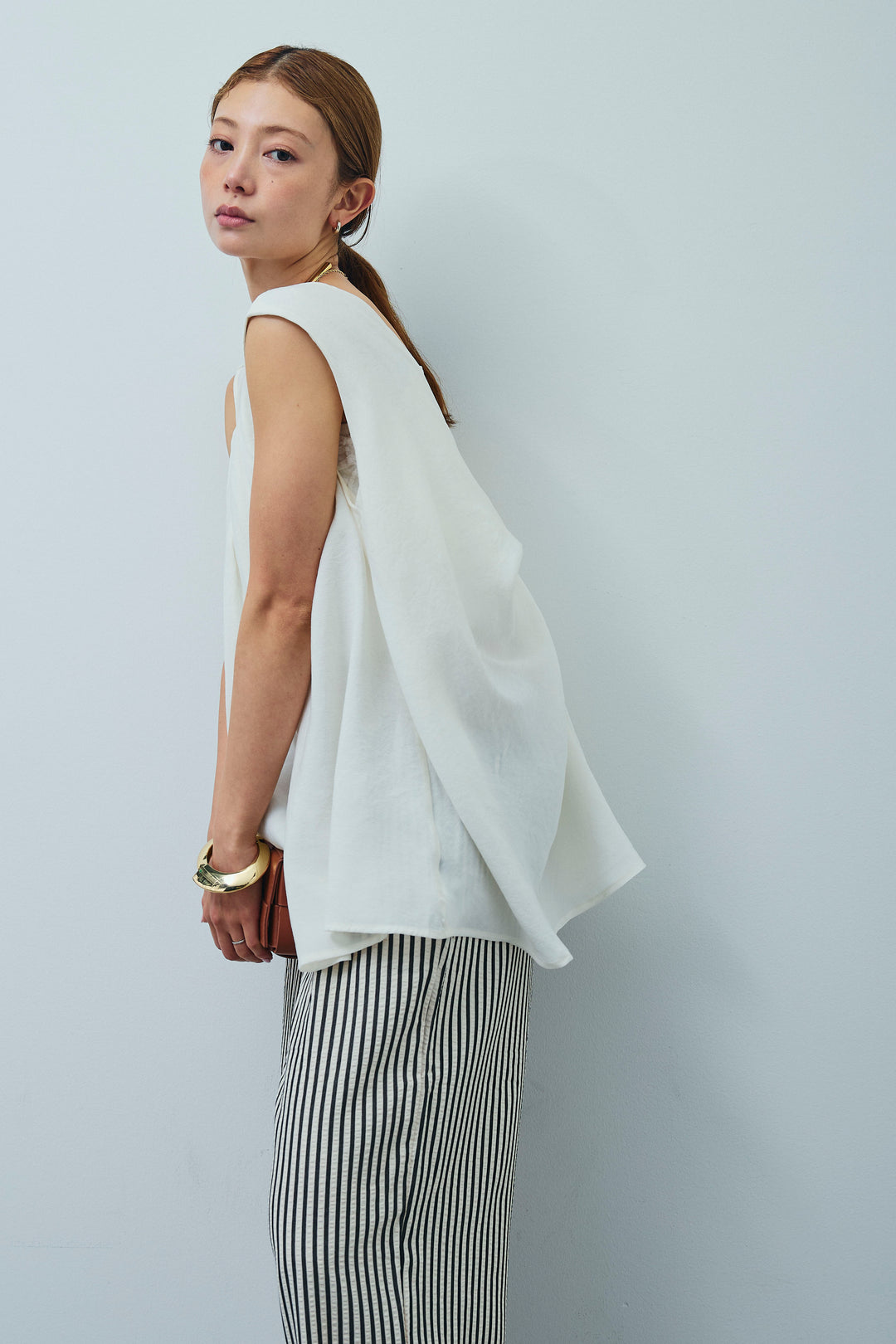 [予約/SET]シアーバックツイストノースリトップス+コード刺繍ベロアキャミ(2set)