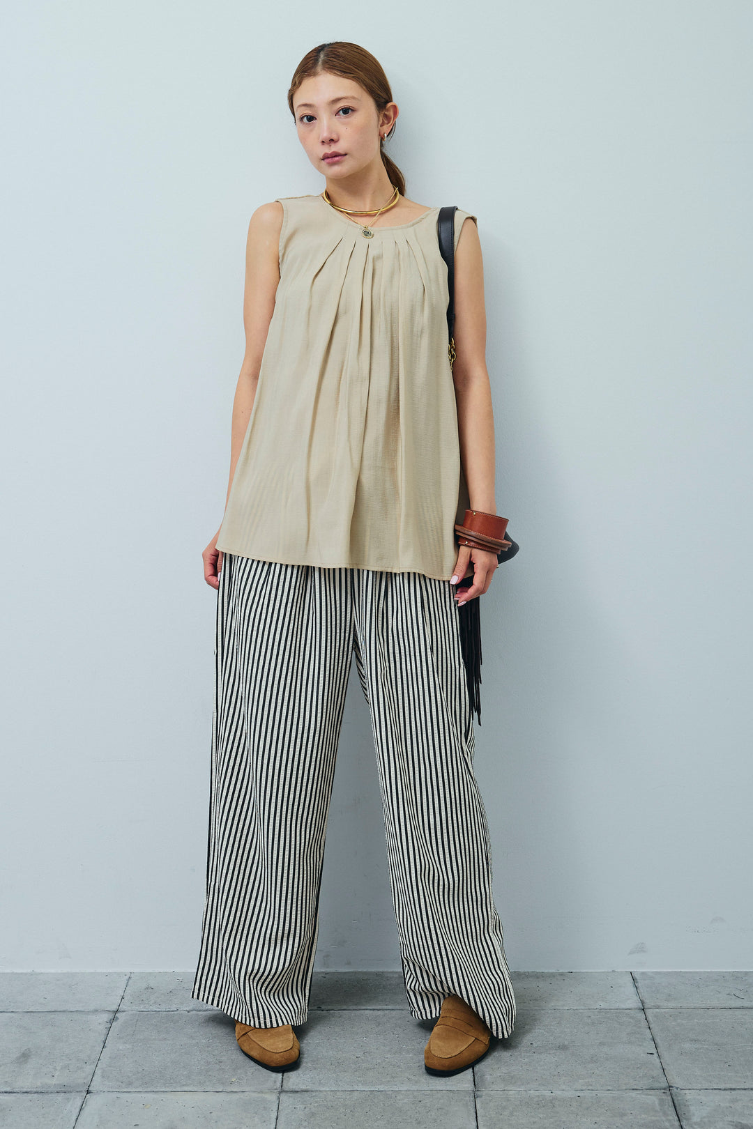 [予約/SET]シアーバックツイストノースリトップス+コード刺繍ベロアキャミ(2set)