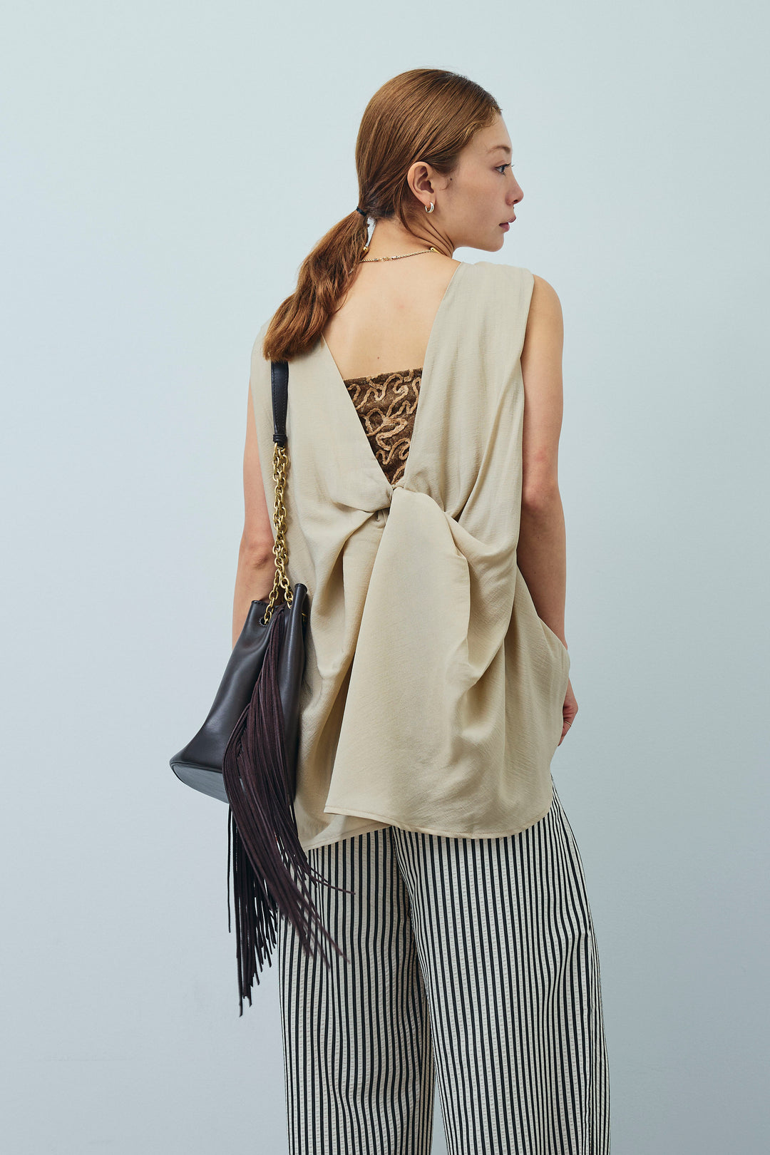 [予約/SET]シアーバックツイストノースリトップス+コード刺繍ベロアキャミ(2set)