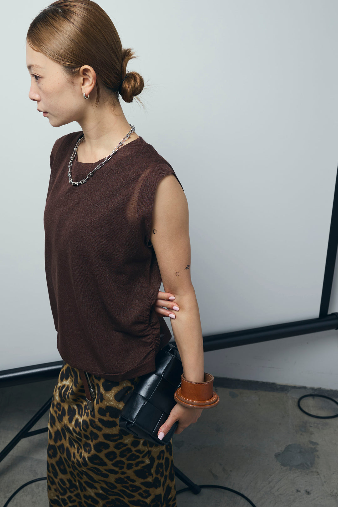 [予約/SET]リネン混ギャザーシアーニット+レオパードナロースカート(2set)