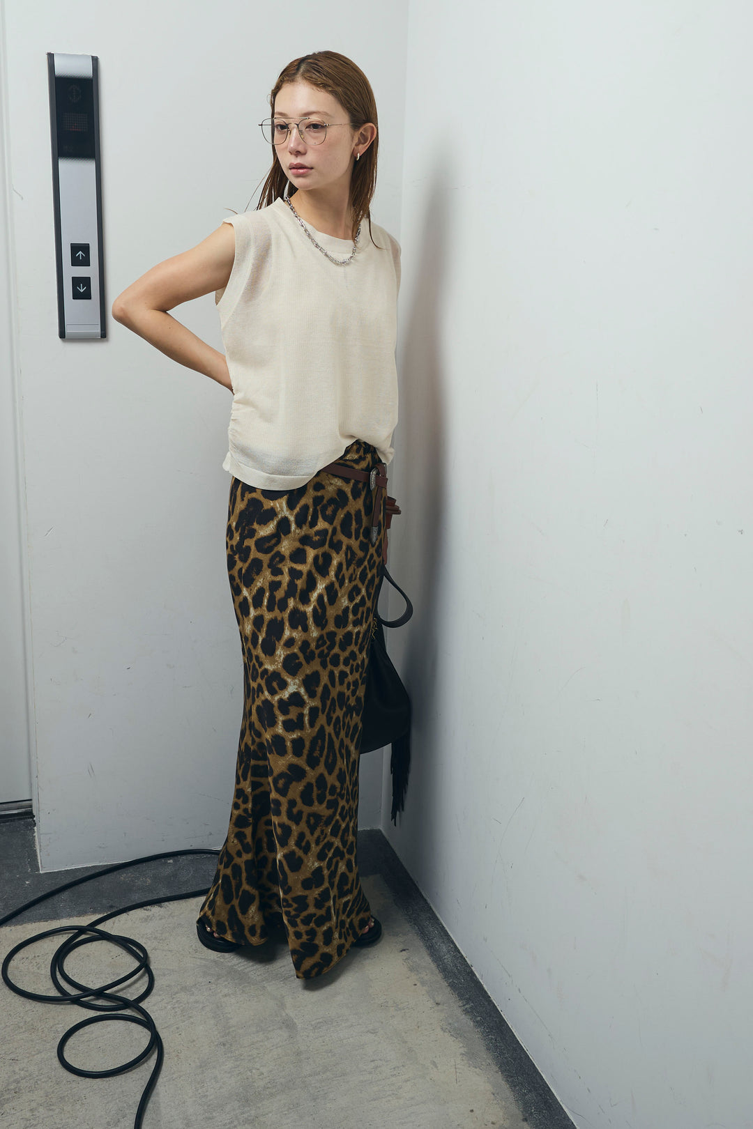 [予約/SET]リネン混ギャザーシアーニット+レオパードナロースカート(2set)