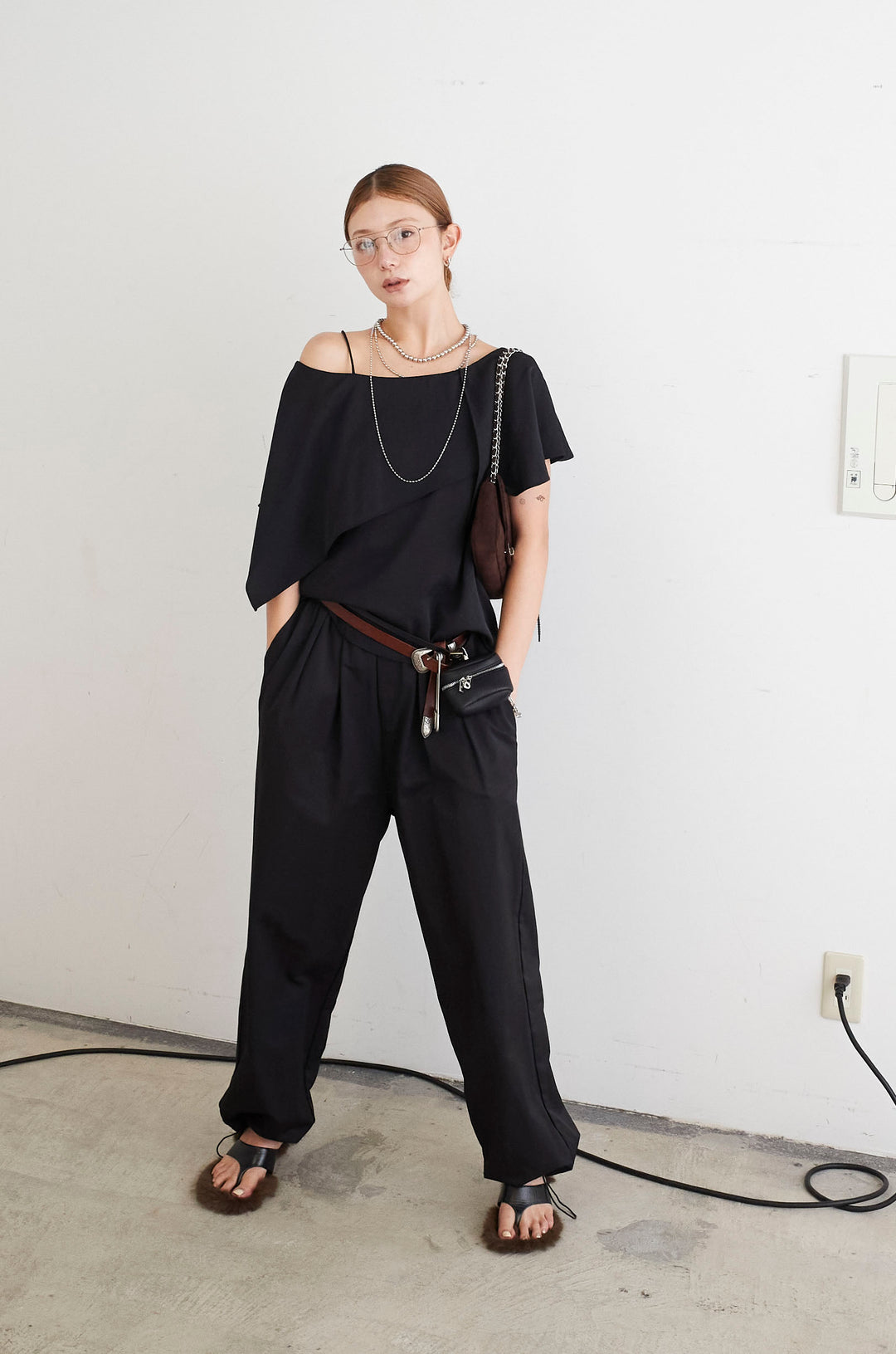 [予約/SET]アシメブラウス+裾ドロストナイロンパンツ(2set)