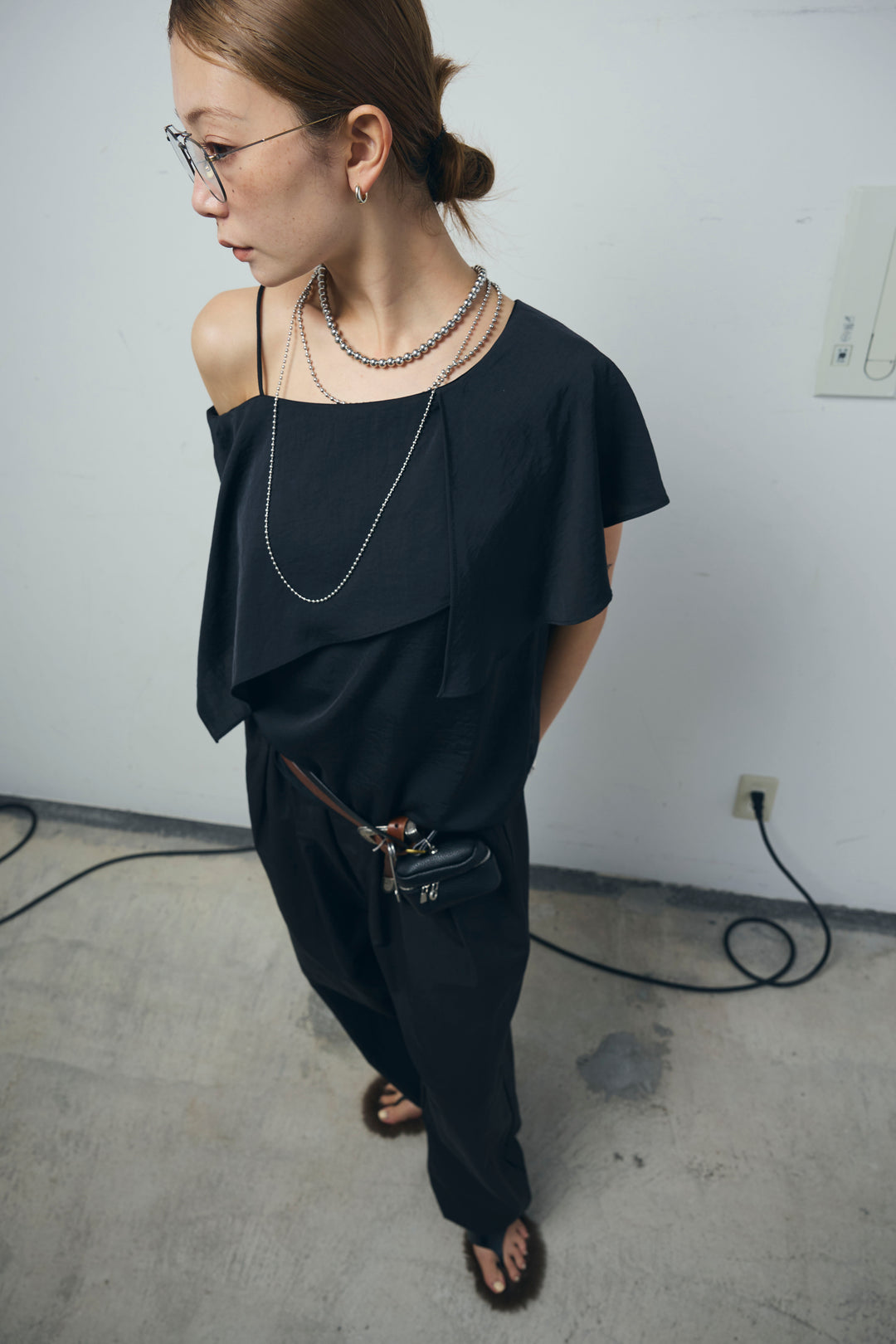 [予約/SET]アシメブラウス+裾ドロストナイロンパンツ(2set)