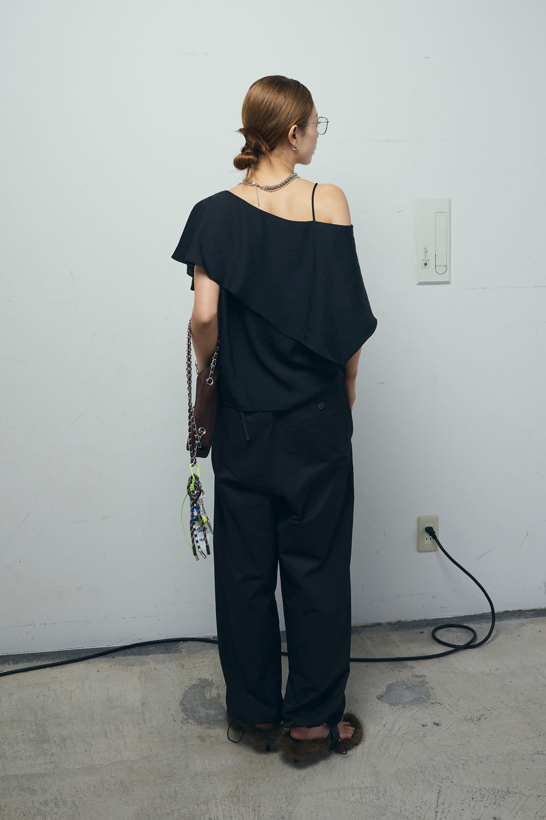 [予約/SET]アシメブラウス+裾ドロストナイロンパンツ(2set)