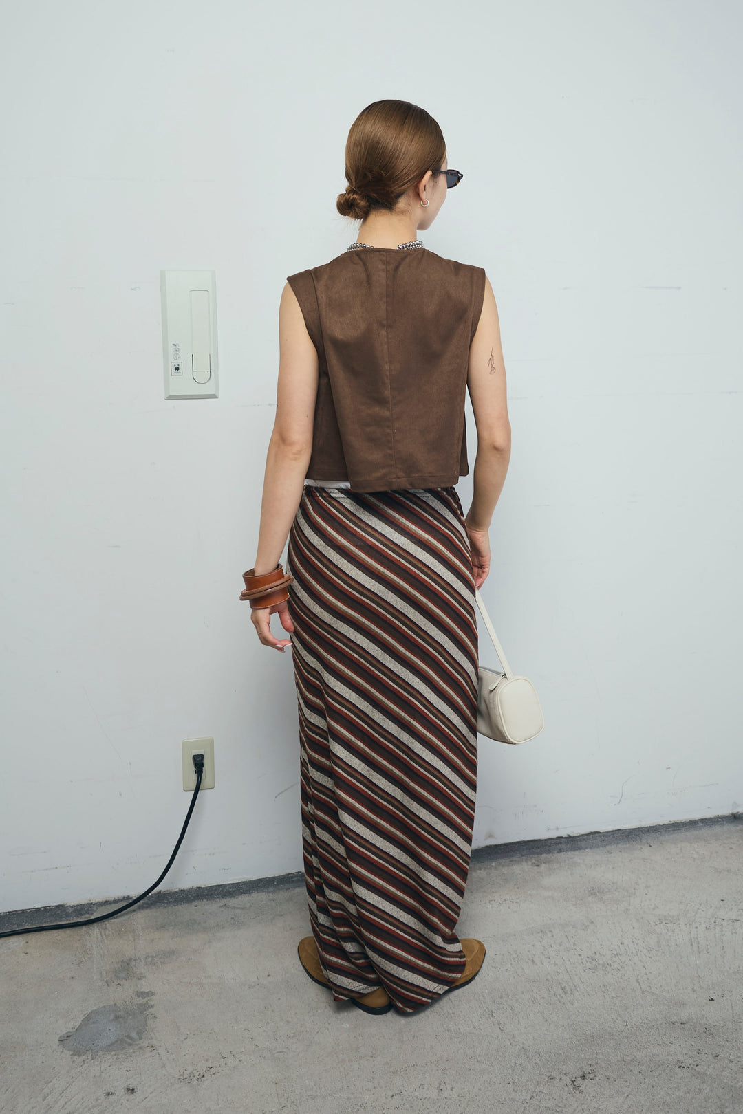 [予約/SET]フェイクスエードベスト+マルチストライプナロースカート(2set)