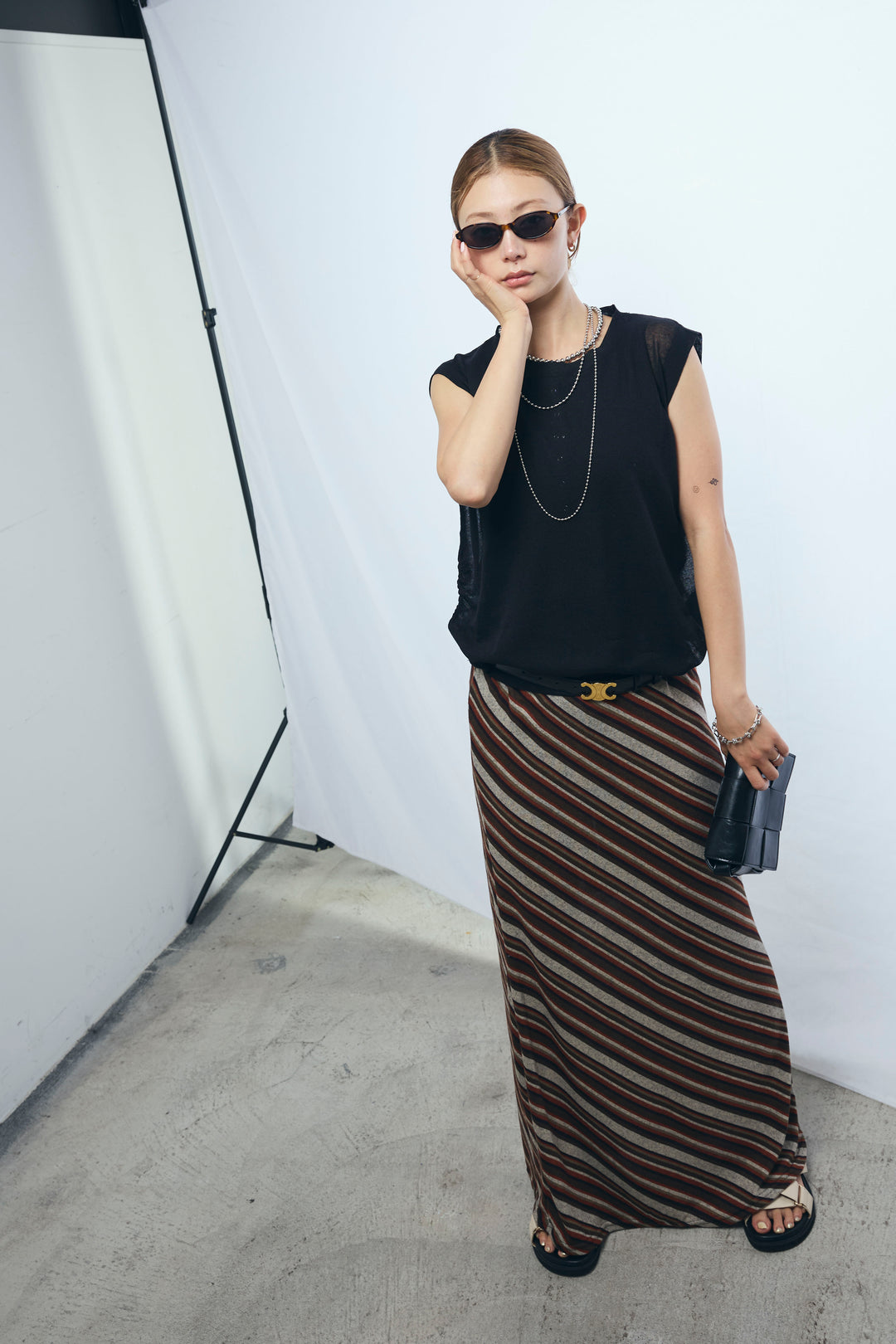 [予約/SET]リネン混ギャザーシアーニット+マルチストライプナロースカート(2set)