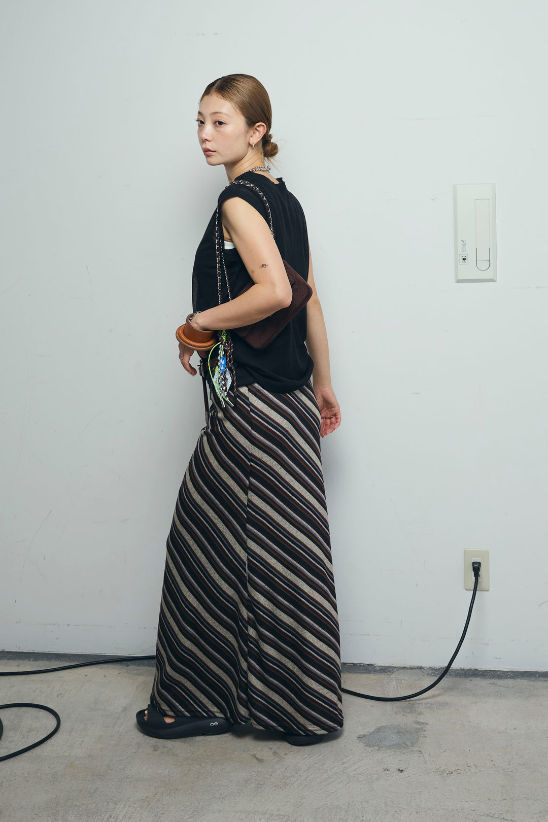 [予約/SET]リネン混ギャザーシアーニット+マルチストライプナロースカート(2set)