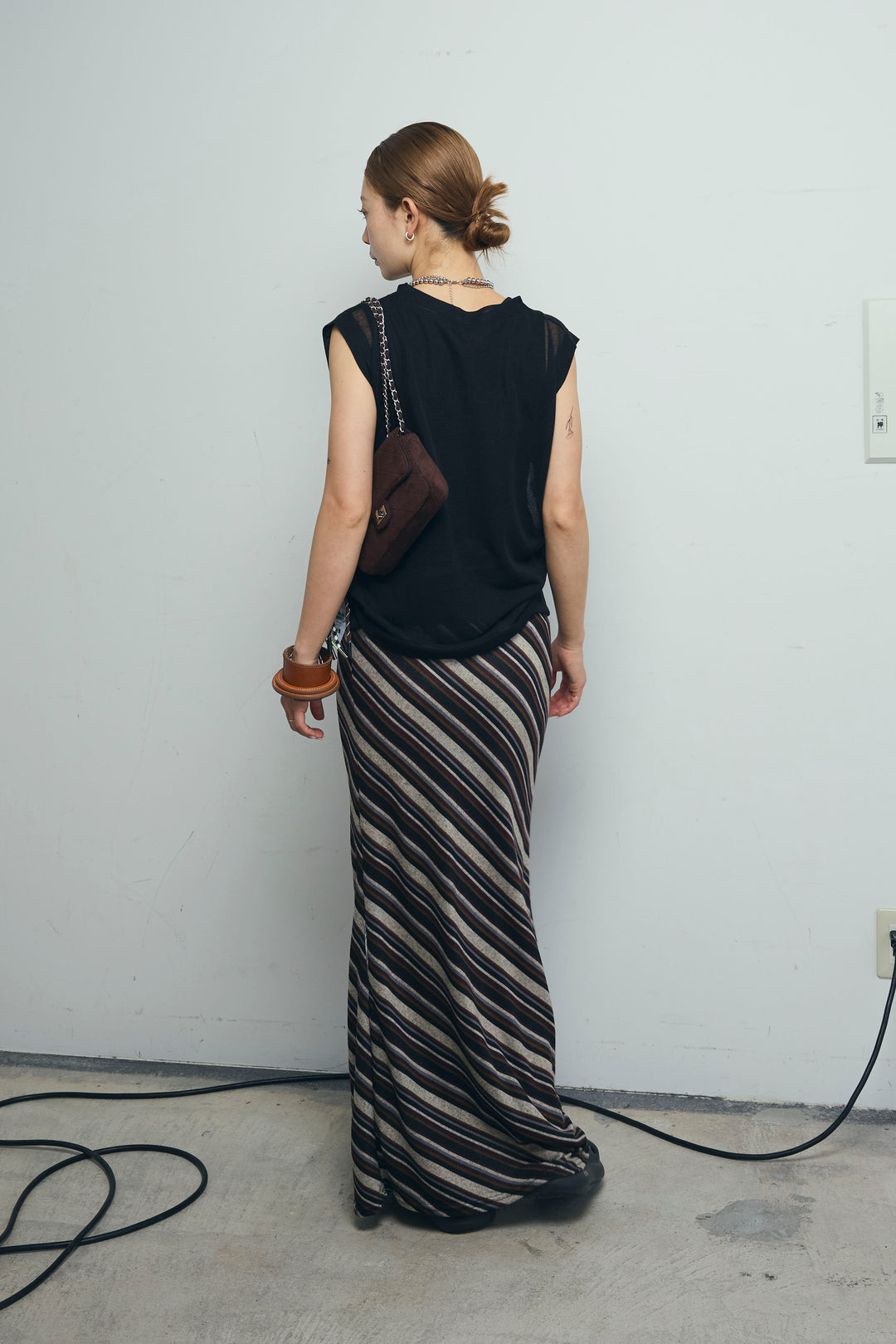 [予約/SET]リネン混ギャザーシアーニット+マルチストライプナロースカート(2set)