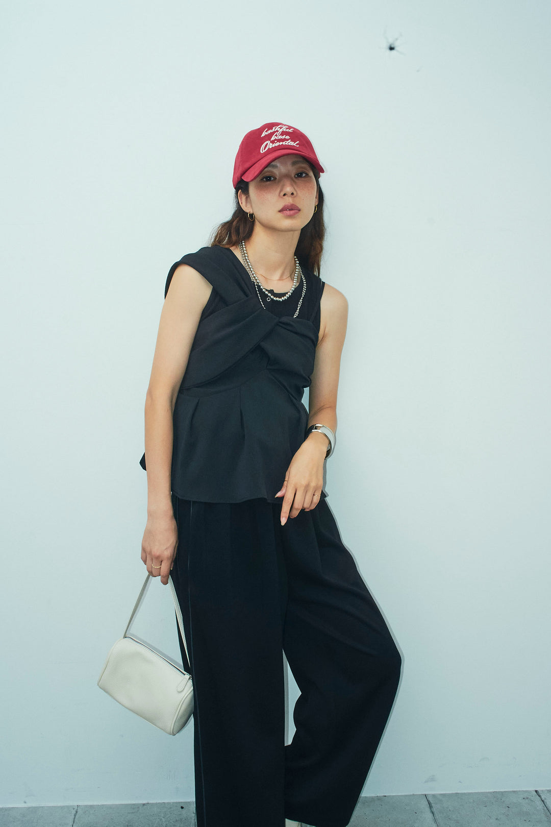 [予約/SET]アシンメトリーキャミソール+セルフカットリブヘンリーネックノースリーブトップス+ダブルウエストサイドラインスウェット(3set)