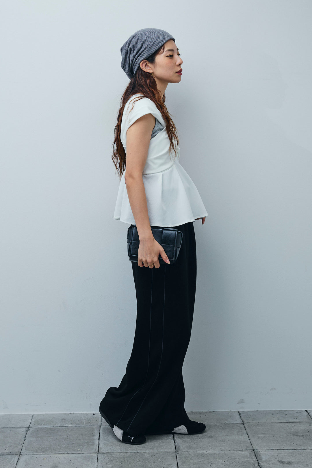 [予約/SET]アシンメトリーキャミソール+セルフカットリブヘンリーネックノースリーブトップス+ダブルウエストサイドラインスウェット(3set)